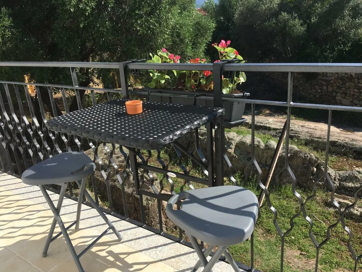 Couette-café B&B Somiar San Teodoro